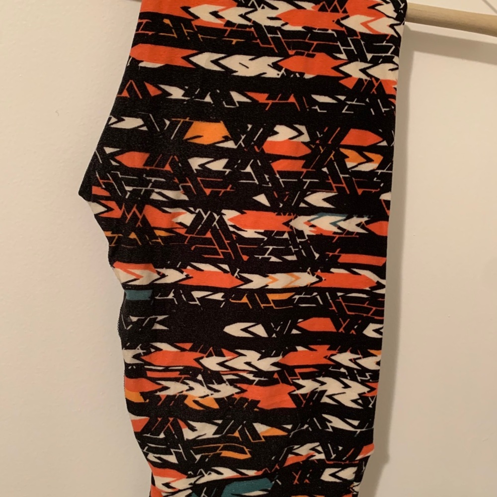 OS Lularoe leggings